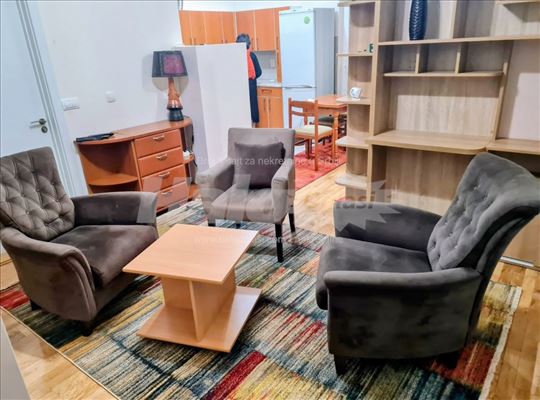 Kotež 1 (kod Lidla) Lepo nameštena 36m², 1. sprat