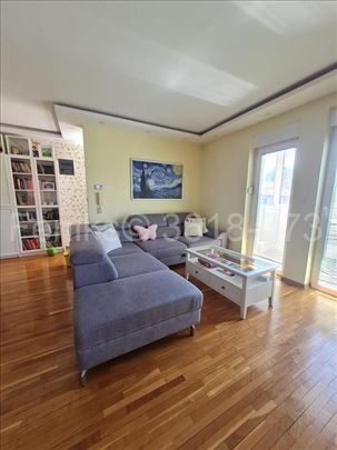 Prodaja stana Batajnica, duplex 84m2