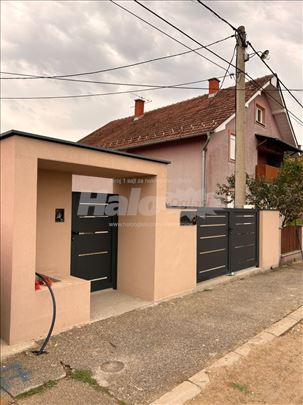 Prodajem kuću u Rači