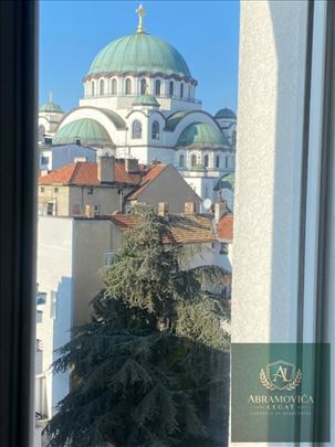 Vračar, predivan stan kod hrama Svetog Save