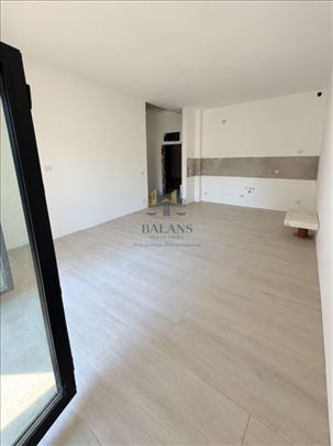 52m2 Novi Banovci u blizini Dunava