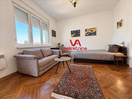 | VRAČAR –centar | Izdavanje | terasa | 1 osoba