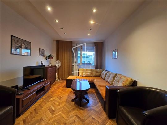 Centar, odlična lokacija 68m2 ID#16372