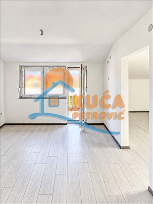 Kompletno renoviran dvosoban stan u Durlanu, 67m2