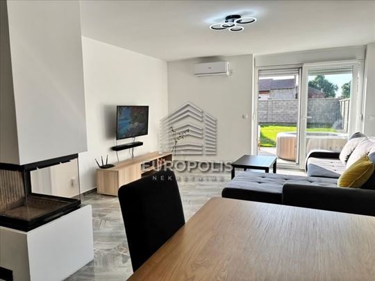 Kuća u Batajnici 160m², 4 spavaće sobe, 2 kupatila