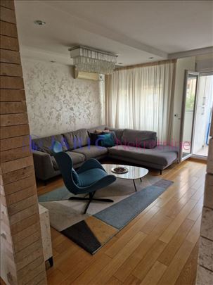 Lux uređen 3.0 stan 85m² sa dve terase–B.Kosa3