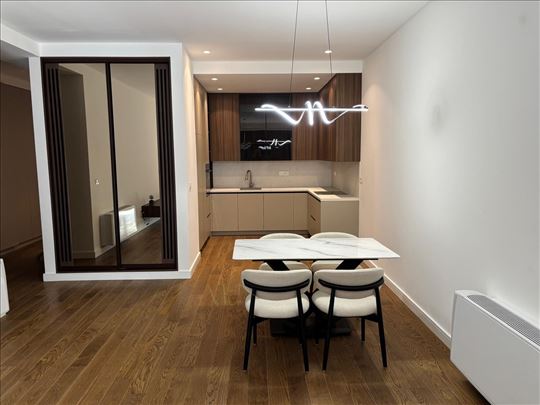 PENTHOUSE na Vračaru – Lux namešten stan