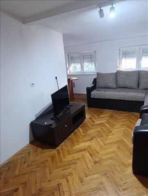 Zemun, Dobanovačka, dvosoban 50m2, duplex