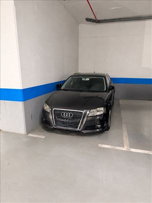 Garažno mesto 12m2 odmah dostupno
