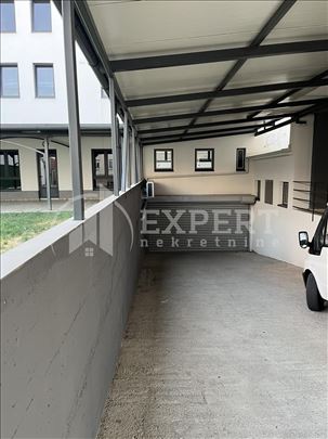 Izdaje se parking mesto u podzemnoj garaži 12m2