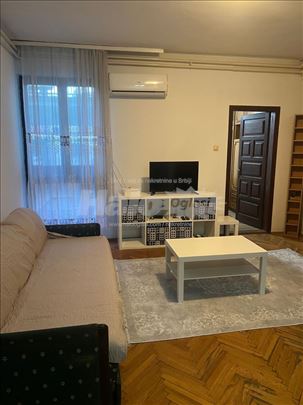 Izdajem 1,5 stan u Beogradu - Šumice