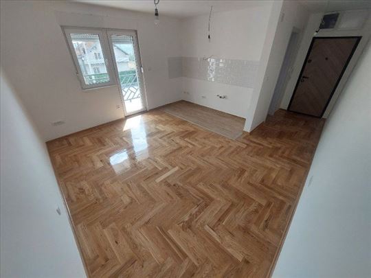 Kod Hotela Radmilovac,32m2, 0.5, sa parking mestom