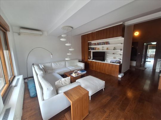 Lux penthouse, 87m2, terasa, sa galerijom od 11m2