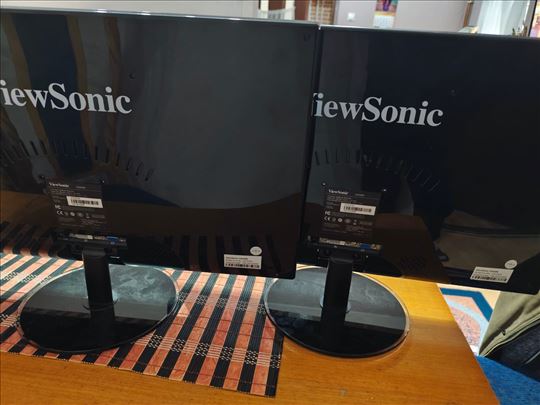  Monitori razni 5 komada neispravmi/neispitani