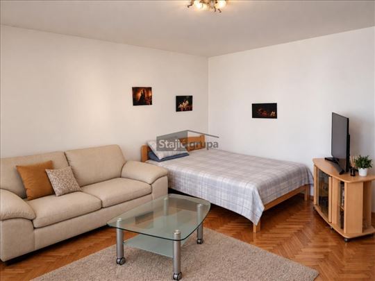 Prostran dupleks, Hadžipopovac