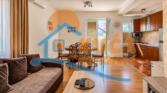 Izuzetna ponuda - trosoban stan na Panteleju, 54m2