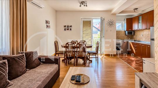 Izuzetna ponuda - trosoban stan na Panteleju, 54m2