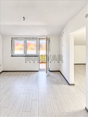 Kompletno renoviran dvosoban stan u Durlanu, 67m2