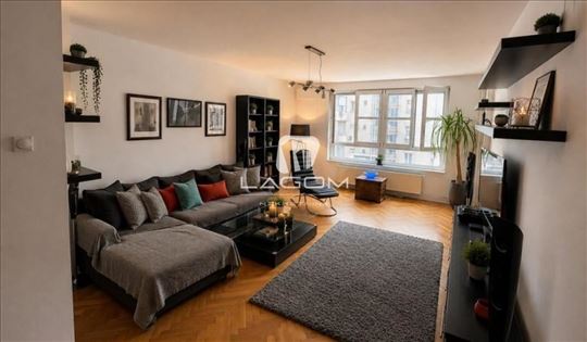 3.0 stan sa garažom, Vojvode Stepe, 93m2