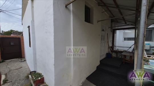 Apatin – dvorišni stan 55 m² u blizini centra – 27