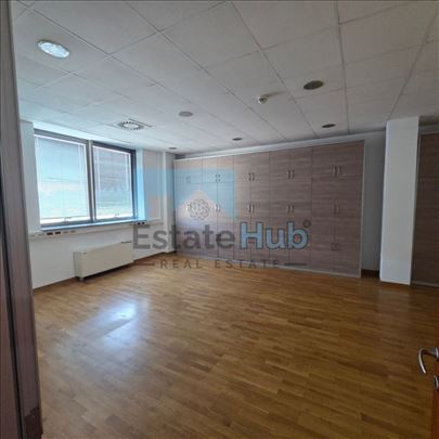 Bežanijska kosa I – Poslovni prostor 330 m²|9 kanc