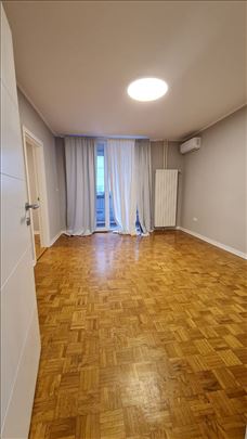 Blok 28, renoviran, odličan za pp, ID 17405