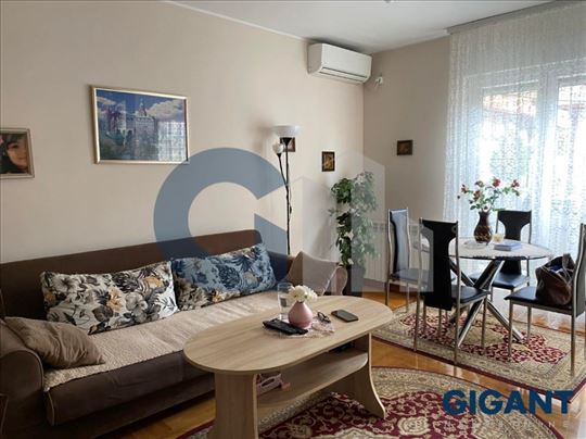 Denkova bašta, 45m2, vpr, cg