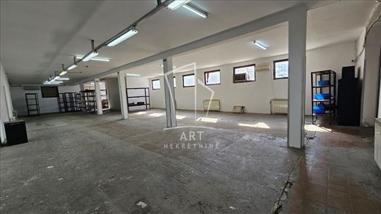 Karaburma Magacinski prostor 470m2 ID#16404