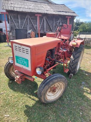 Prodajem traktor Vladimirec T25 u dobrom stanju