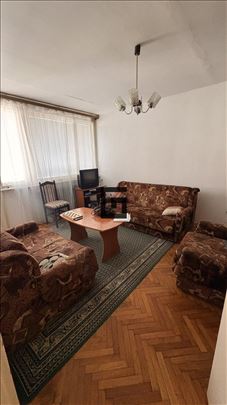 Stan na odličnoj lokaciji u Učiteljskom naselju +