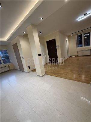 123m2 + 2 parking mesta!