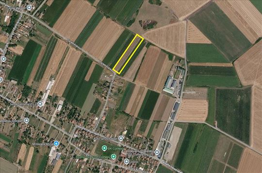 Gradjevinske parcele u Deču 6672m2