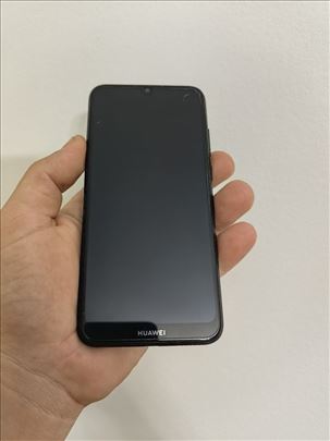 Huawei Y6 2019 crni
