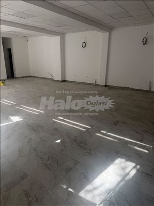 Izdajem lokal u Zemunu