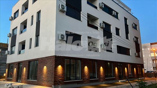 Izdaju se 3 stana u lux novogradnji - Novi Beograd