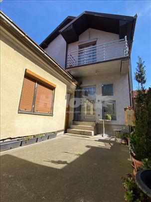 Kuca na pivari nova i stara 170m2
