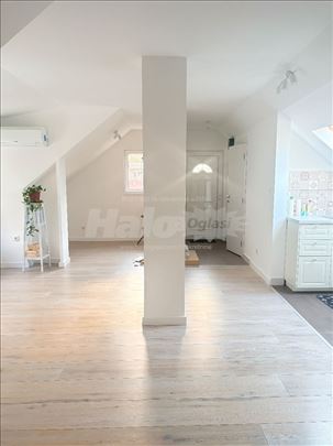 Poslovni prostor 38kv Banovo brdo 