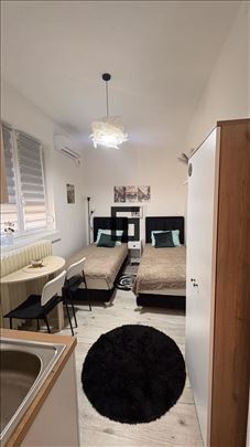 Prelepa nekretnina u samom centru grada ID#3251