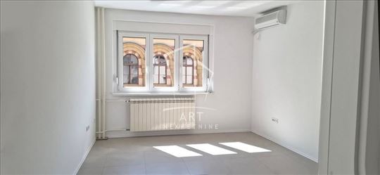 Renoviran i svetao PP 60m2+terasa, Svetogorska uli