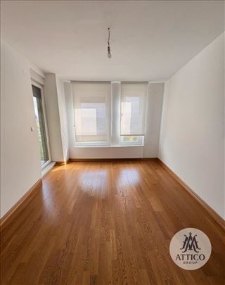 Trosoban stan 61 m² u novogradnji na Adamovićevom 