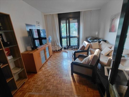 Vidikovački venac,99 m2,osunčan