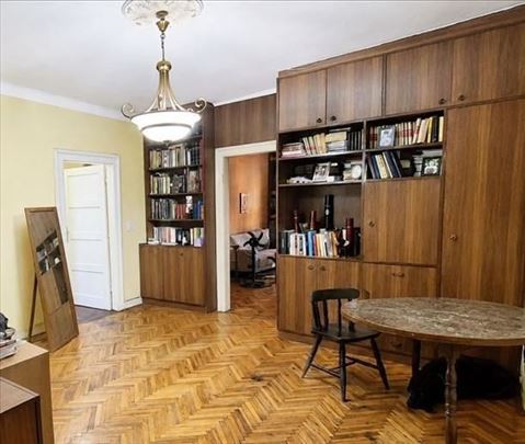 Vracar,Dubljanska,72 m2,salonski raspored ID#1727