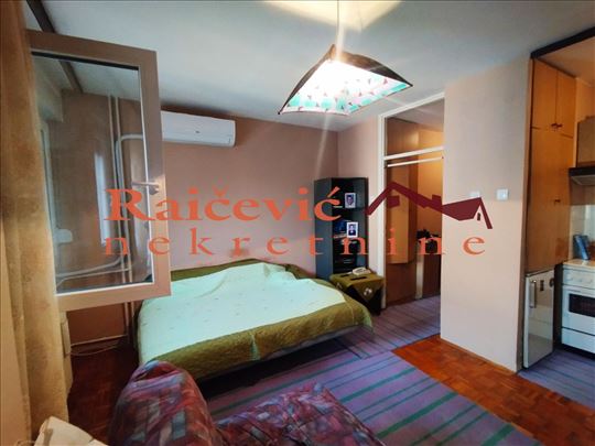 Dorcol-28 m2, blizina Dunavskog keja i Kalemegdana