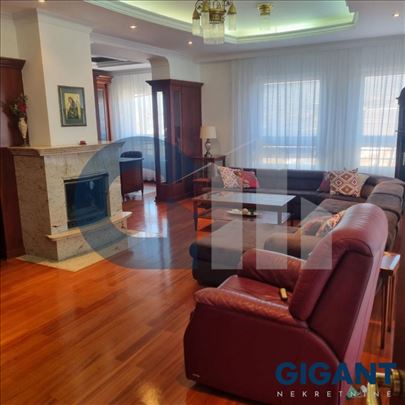 Dorćol-Strahinjića bana, 134m2, VI, cg