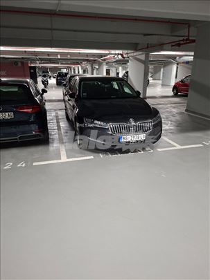 Izdajem garažno mesto, Blok 64, -1, 13m2, 140E