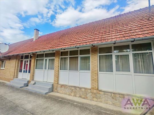 Kupusina – sređena kuća 176 m², plac 1.891 m², nam