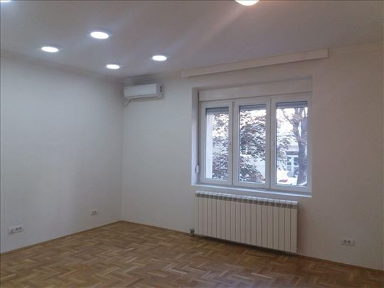 LUX stan, moze za poslovni prostor ID 12169-1