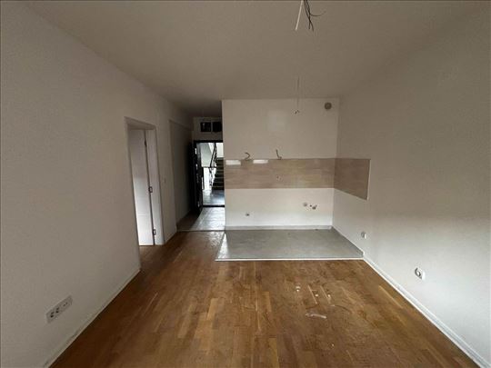 Odlicna prilika 29m2 1.5 2/5