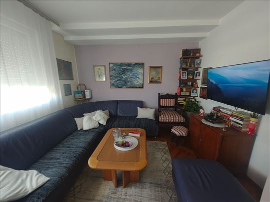 Palata pravde, duplex 112m2 + T18m2