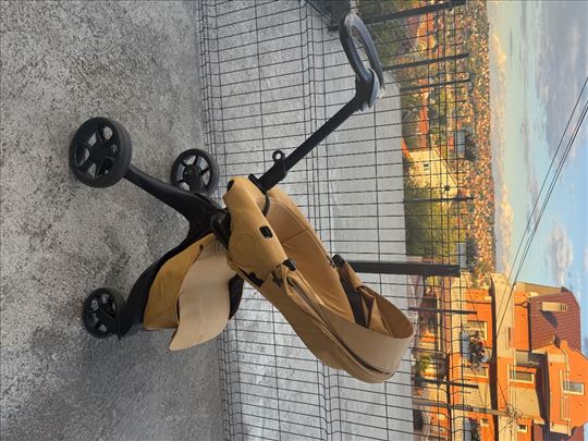 Prodajem Stokke kolica 